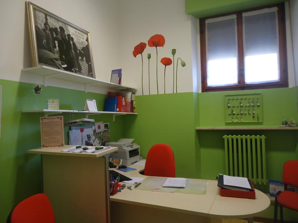 Protezione Della Giovane - Female Hostel Verona Exterior photo